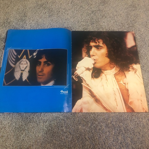 Angel picture book from the 80s I believe (in Intact) - Picture 3 of 10